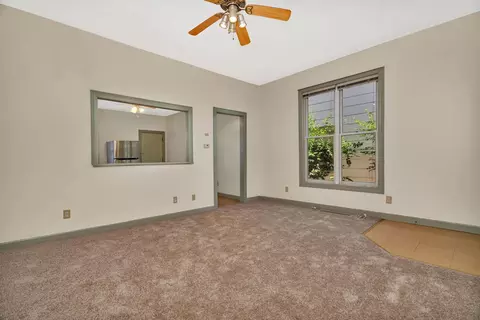 Living - 304306 E Main St, Ottawa, IL 61350 photo 6 of 8