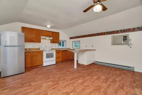 Kitchen - 304306 E Main St, Ottawa, IL 61350 photo 3 of 5