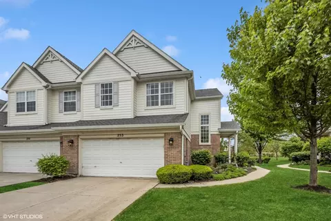 253 Westminster Dr, Bloomingdale, IL 60108