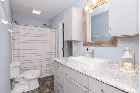 Bath - 7981 Johnson Ln, Downs, IL 61736 photo 1 of 2