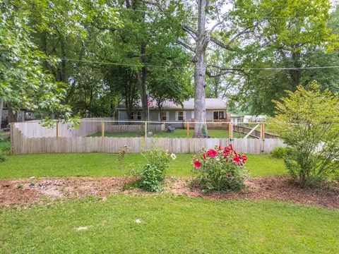 Exterior - 7981 Johnson Ln, Downs, IL 61736 photo 9 of 15