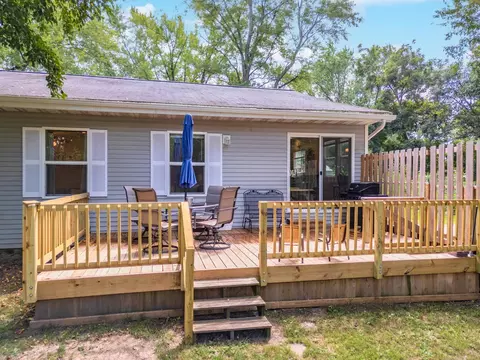 Exterior - 7981 Johnson Ln, Downs, IL 61736 photo 6 of 15