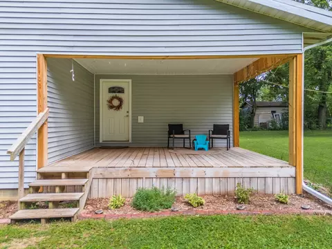 Exterior - 7981 Johnson Ln, Downs, IL 61736 photo 5 of 15