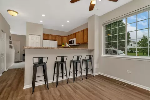 Kitchen - 838 Daniel Dr, Minooka, IL 60447 photo 5 of 5