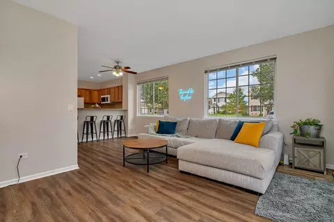 Living - 838 Daniel Dr, Minooka, IL 60447 photo 2 of 3