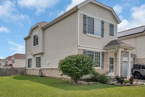 Exterior - 838 Daniel Dr, Minooka, IL 60447 photo 2 of 10