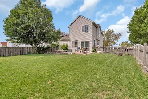 Exterior - 838 Daniel Dr, Minooka, IL 60447 photo 5 of 10