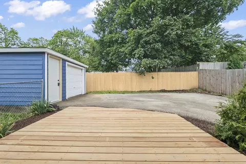 Exterior - 319 E 8th St, Lockport, IL 60441 photo 2 of 5