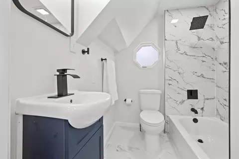 Bath - 319 E 8th St, Lockport, IL 60441 photo 1 of 1