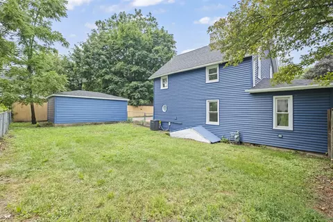 Exterior - 319 E 8th St, Lockport, IL 60441 photo 4 of 5