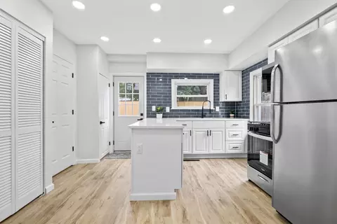 Kitchen - 319 E 8th St, Lockport, IL 60441 photo 2 of 4
