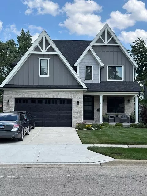 445 Broker Ave, Itasca, IL 60143