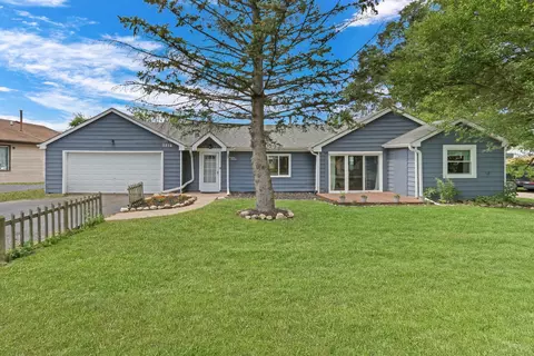 1316 N Park Dr, Round Lake Beach, IL 60073