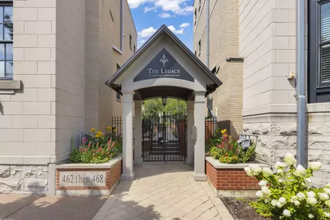 462 Pennsylvania Ave #4S, Glen Ellyn, IL 60137