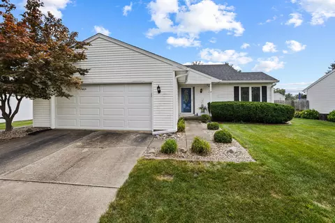 3203 Timberline Dr, Champaign, IL 61822