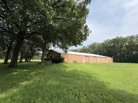 4112 S Youth Camp Rd, Saint Anne, IL 60964