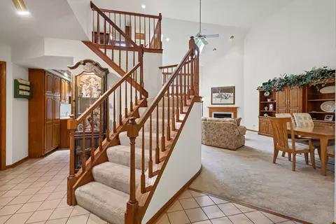 Entry Way - 514 Shagbark Dr, Elgin, IL 60123 photo 1 of 1