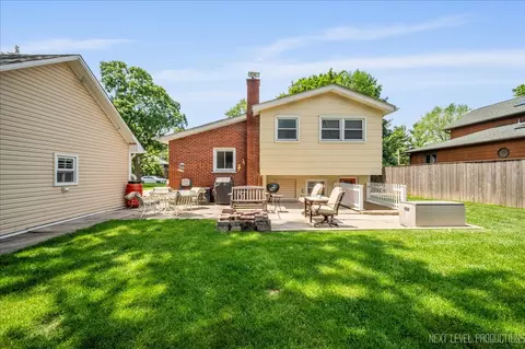 109 S Western Ave, Bartlett, IL 60103 photo 24