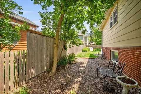 109 S Western Ave, Bartlett, IL 60103 photo 28