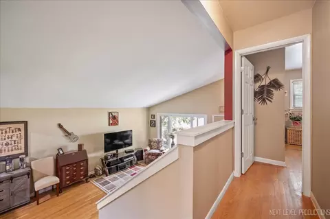 109 S Western Ave, Bartlett, IL 60103 photo 13