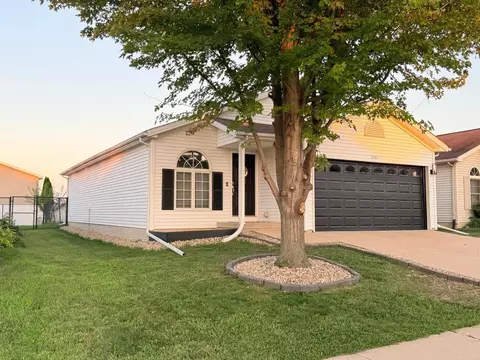 1111 Rader Run, Bloomington, IL 61704 photo 5