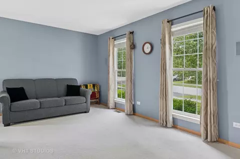 Living - 2477 Smithfield Ct, Aurora, IL 60503 photo 1 of 3