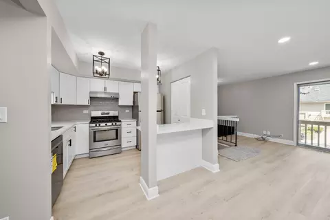 Kitchen - 1494 Elder Dr, Aurora, IL 60506 photo 1 of 2