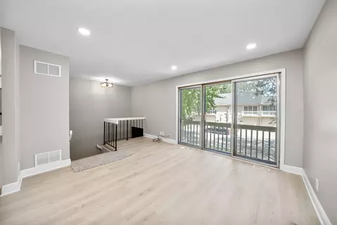 Living - 1494 Elder Dr, Aurora, IL 60506 photo 2 of 5
