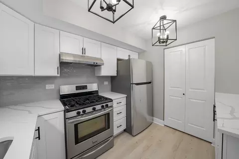 Kitchen - 1494 Elder Dr, Aurora, IL 60506 photo 2 of 2