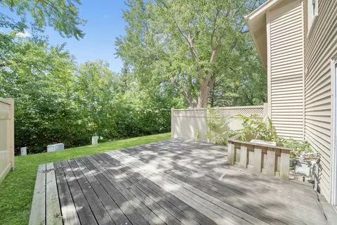 Exterior - 1494 Elder Dr, Aurora, IL 60506 photo 2 of 4