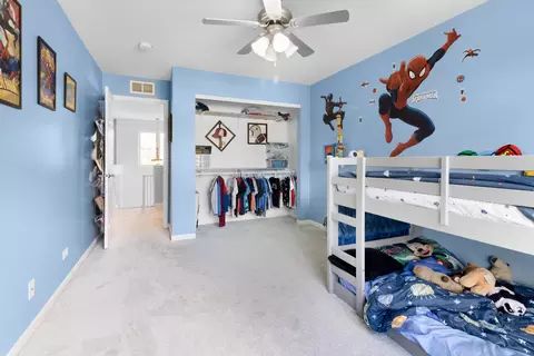 Bedroom - 433 Acushnet St, Elgin, IL 60124 photo 4 of 4