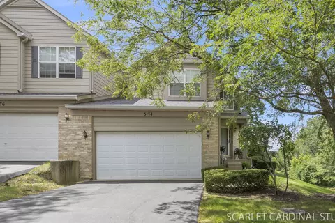 3174 Foxridge Ct, Woodridge, IL 60517