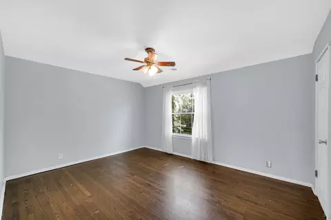 1433 Willow Ave, Des Plaines, IL 60016 photo 14