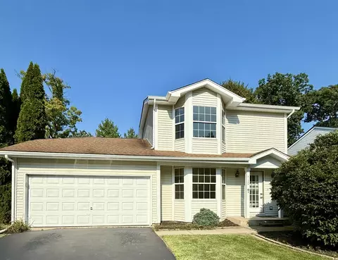 4120 Hale Ln, Island Lake, IL 60042