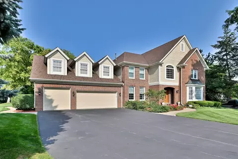 2131 Warwick Ln, Glenview, IL 60026
