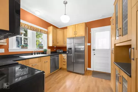 Kitchen - 3231 Wesley Ave, Berwyn, IL 60402 photo 1 of 3