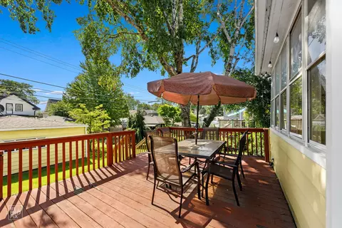 Exterior - 3231 Wesley Ave, Berwyn, IL 60402 photo 2 of 5