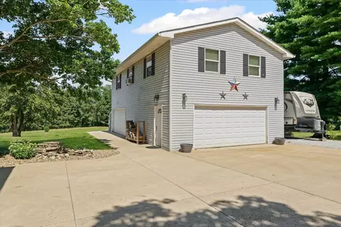 1372 Treasure Ln, White Heath, IL 61884 photo 33