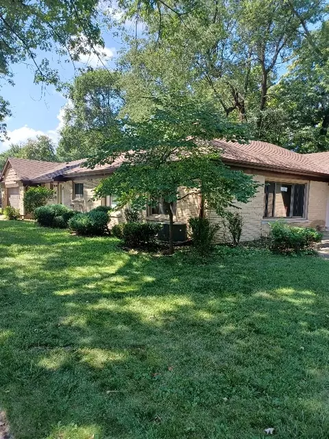 210 Maple Ln, Thornton, IL 60476 photo 14