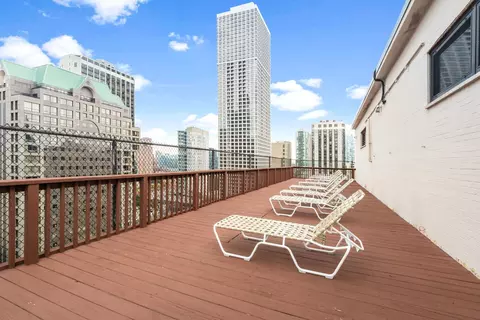 Other - 33 E Cedar St #3F, Chicago, IL 60611 photo 1 of 7
