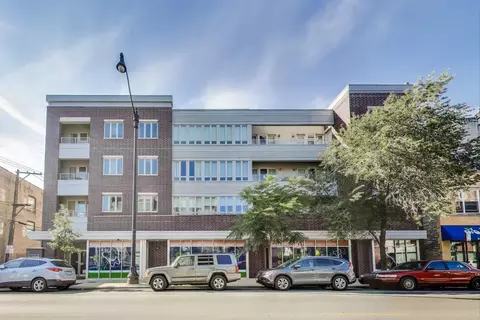 3021 W Armitage Ave #208, Chicago, IL 60647