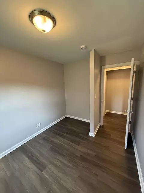 Bedroom - 536 Aller Ave, Elgin, IL 60120 photo 3 of 3