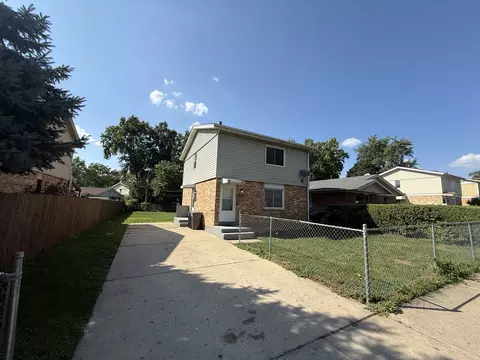 Exterior - 536 Aller Ave, Elgin, IL 60120 photo 2 of 3