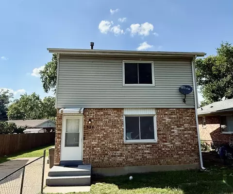 536 Aller Ave, Elgin, IL 60120