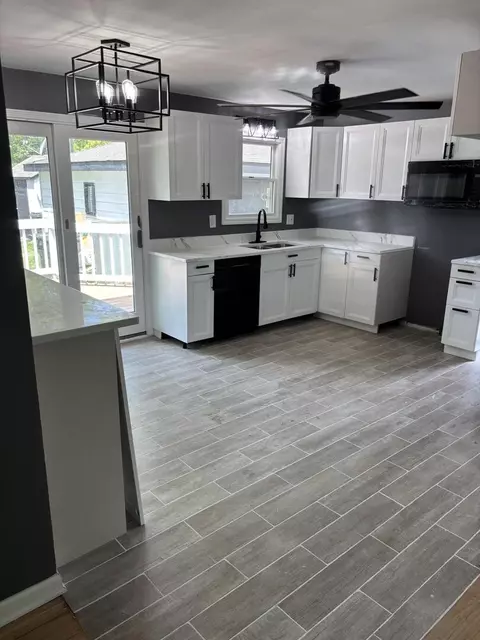 Kitchen - 466 N Walker St, Braidwood, IL 60408 photo 1 of 3