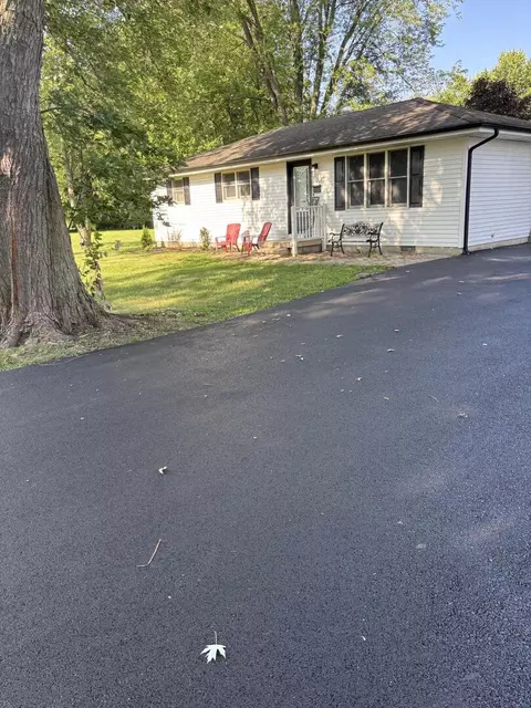 466 N Walker St, Braidwood, IL 60408