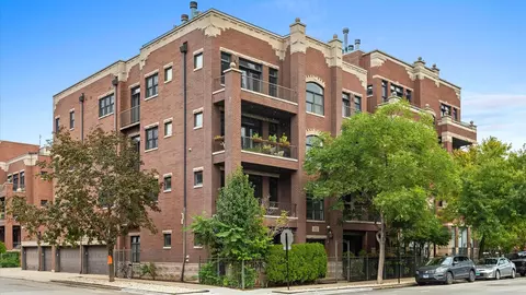 1122 W Hubbard St #4W, Chicago, IL 60642