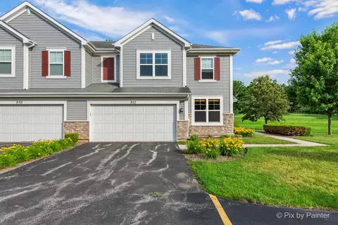 937 Emerald Dr, Pingree Grove, IL 60140