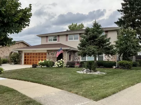 1200 W Palm Dr, Mount Prospect, IL 60056
