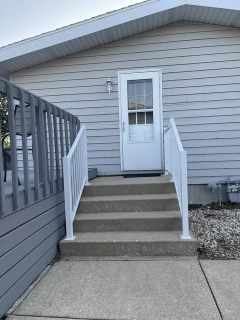 Exterior - 1524 Chambers Ave, Peru, IL 61354 photo 6 of 7